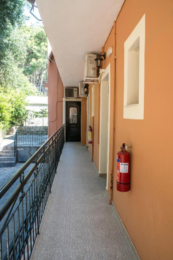 Empress Corfu Apartment Perama  Luaran gambar